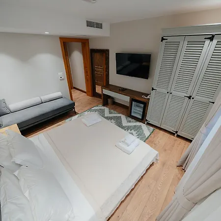 Vintage Boutique Korce