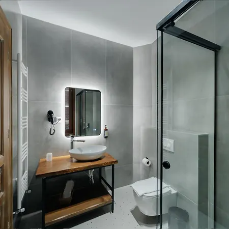 Vintage Boutique Korce