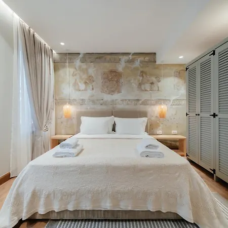 Vintage Boutique Hotel *