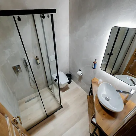 Vintage Boutique Hotel *